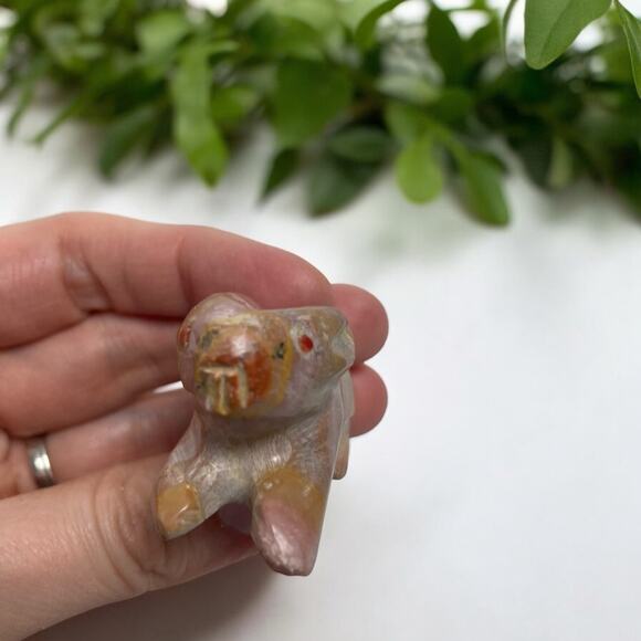 Zuni Fetish Carving Stone Rabbit Bunny Figurine Red Eyes Native Spirit Animal - Picture 3 of 6